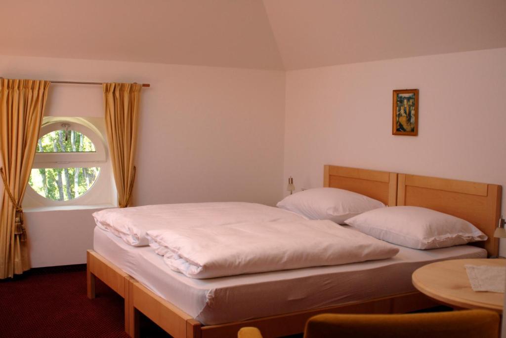 Hotel Dolomiten Collalbo Quarto foto